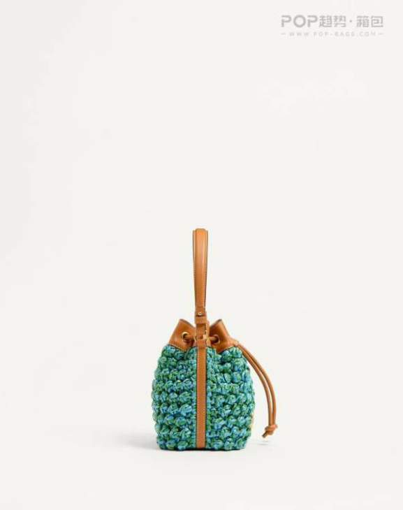 Picture of Valentino Handbags _SKUfw209923164fw
